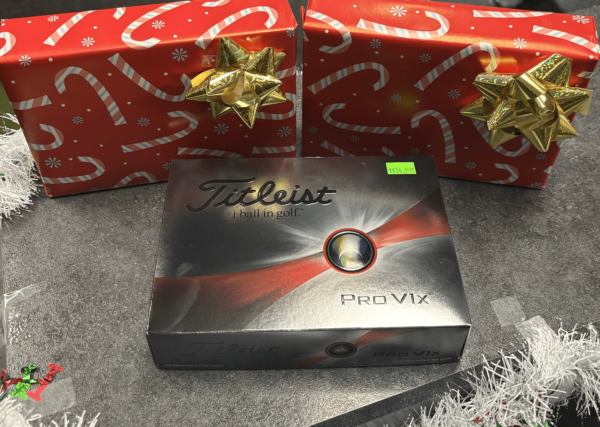 Titleist Pro V1x Dozen With Christmas Wrapping Paper