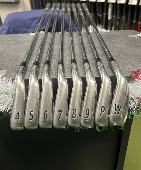 Trade In Titleist AP1 710 4-PW, W  RH - Image 2