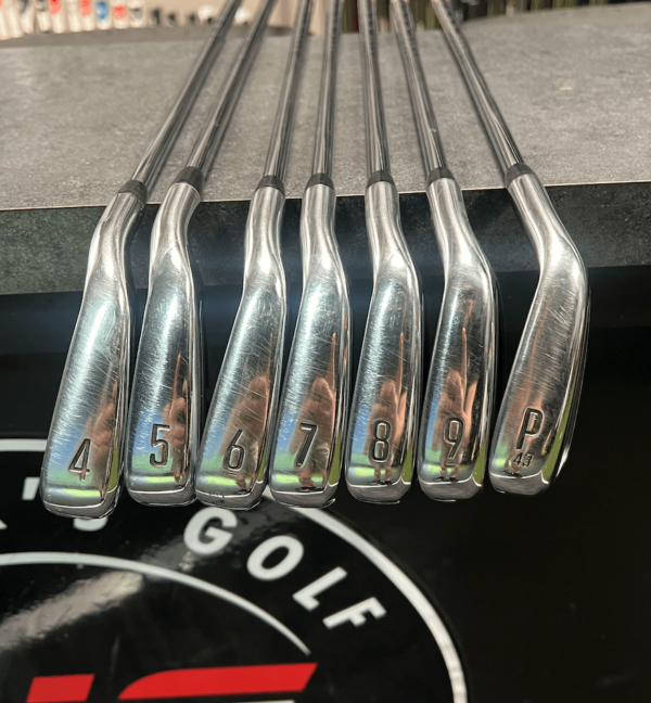 Trade in T300 (2021) Iron Set 4-PW Stiff Flex RH - Image 2