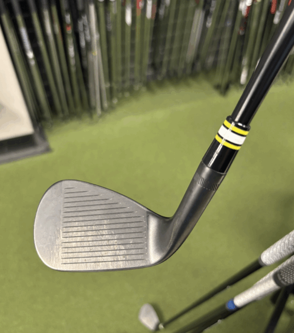 Trade in Titleist Vokey SM10 Jet Black 46.10F Wedge RH - Image 2